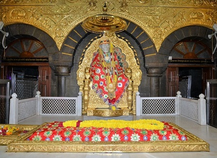 Pune to Shirdi cab